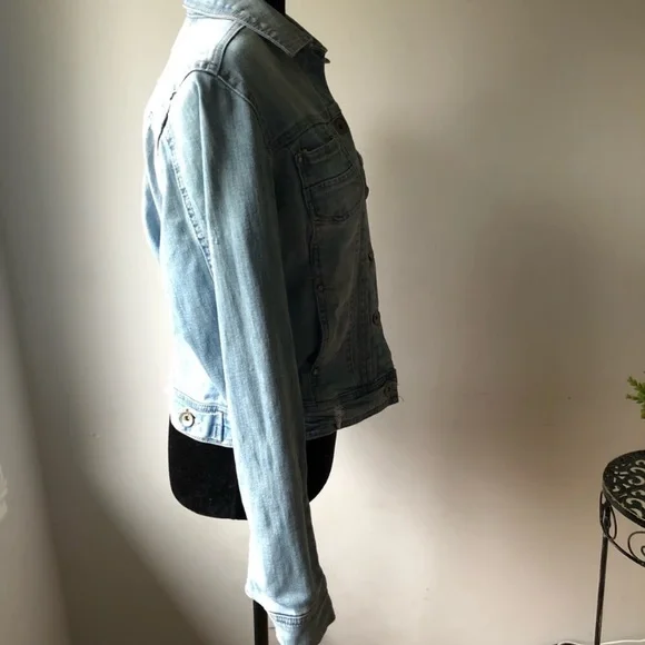 Jean Jacket Medium - Picture 4 of 8
